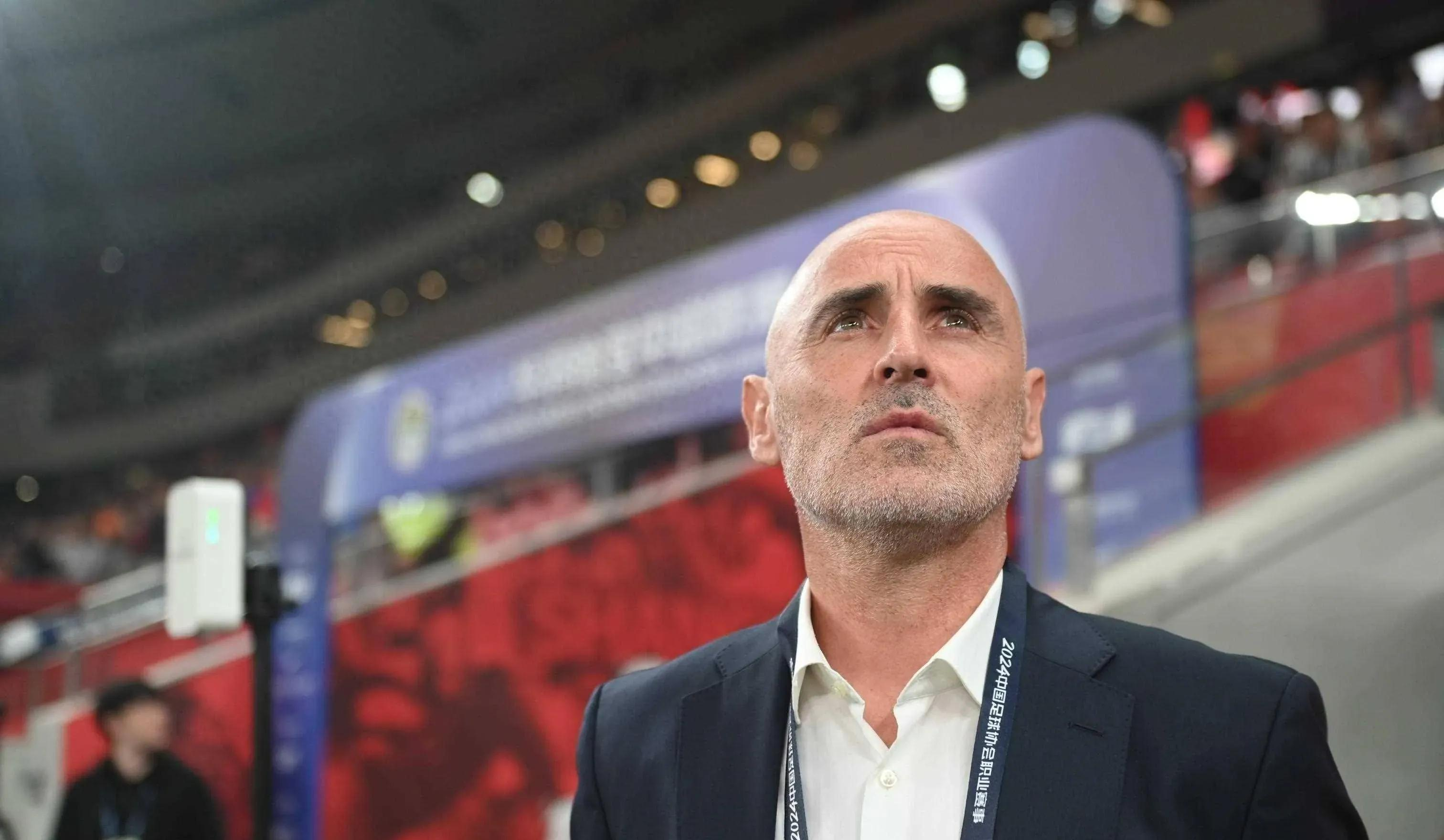 包含德国杯转会期再迎强敌,利物浦主帅复盘,主帅态度:气氛紧张,资深球员宣示担当的词条 包含德国杯转会期再迎强敌,利物浦主帅复盘,主帅态度:气氛紧张,资深球员宣示担当的词条