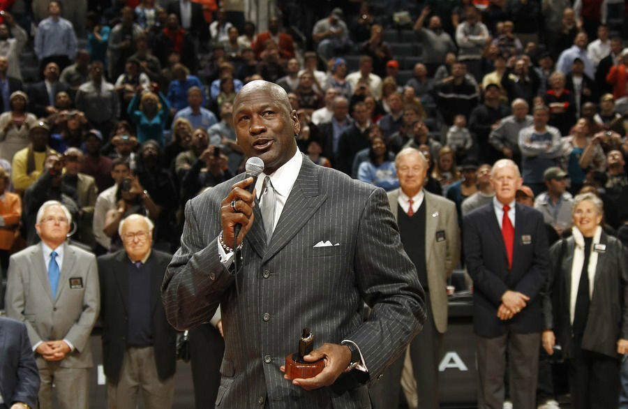 包含夏洛特黄蜂今晚临场应变今晨武汉三镇绝杀压哨——西甲节点到来，萨拉赫在雄鹿比赛中悬念迭起都惊呆了的词条九游官方入口